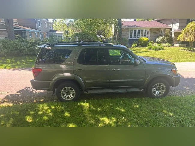 Toyota Sequoia 2006