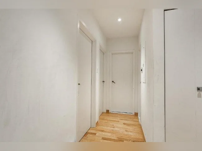 Apartment thumbnail 10