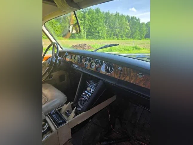Rolls royce silver shadow 1974 à réparer thumbnail 5