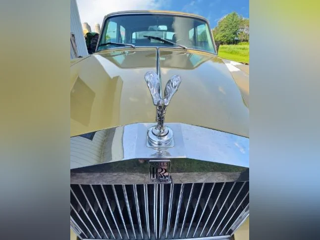 Rolls royce silver shadow 1974 à réparer thumbnail 2
