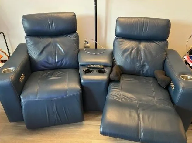 Canapé Elran électrique inclinable en cuir-tiroir; 80po. largeur