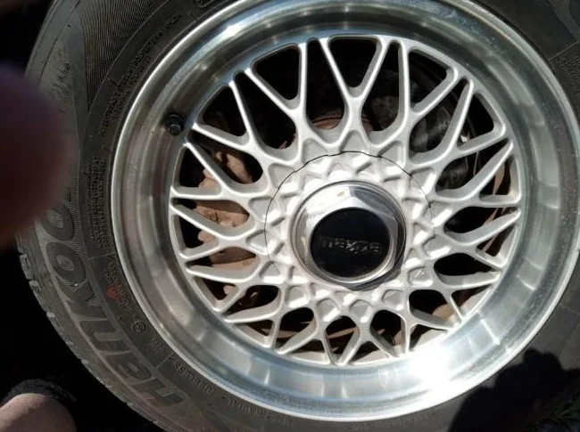 MAZDA RX-7 1988, cabriolet + targa, moteur rotatif, de collection, 5 vitesses, toit changé, 124,000kms. thumbnail 10