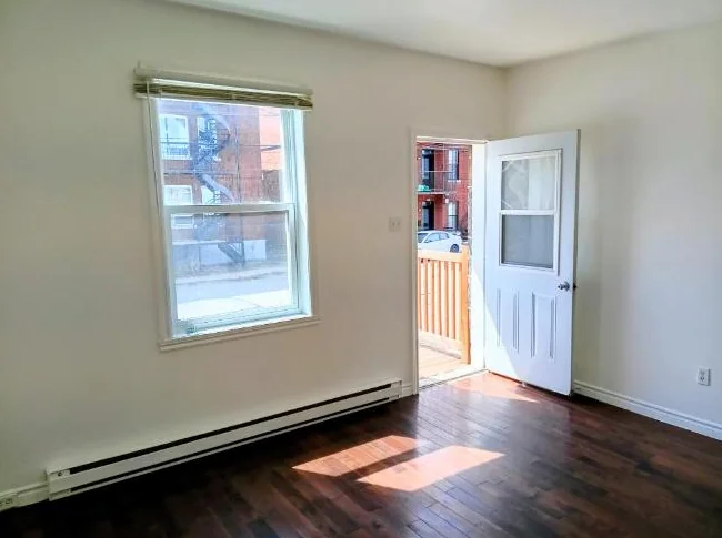 Beau 4 1/2 à deux pas du Centre-Ville (Animaux acceptés)
