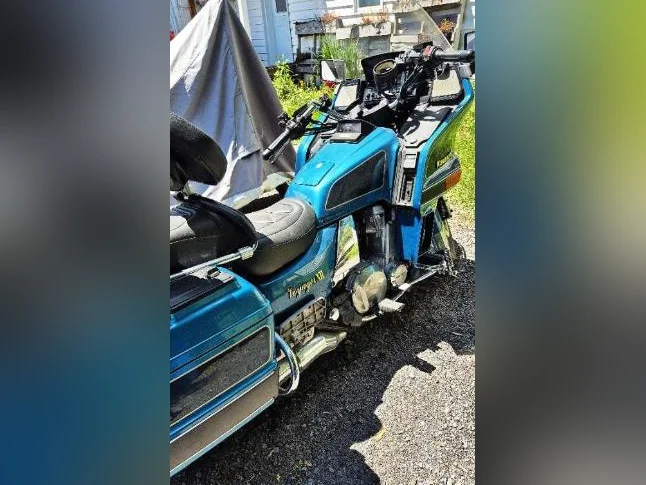 3 motos Kawasaki Voyager XII + Multiple pièces et moteur 1200cc