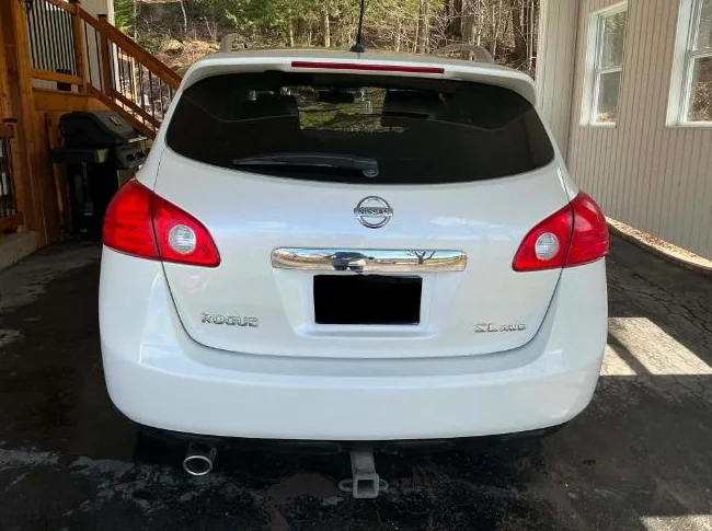 Nissan rogue sv thumbnail 4