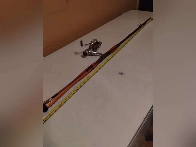 cane a pêche rigide et moulinet pour gros poisson de 8 pieds 6 pouces
