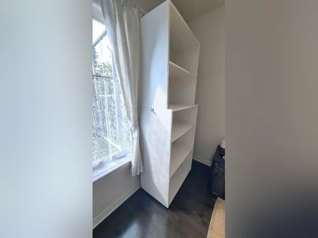 Bibliothèque étagères IKEA thumbnail 2