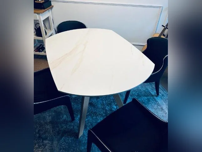 Extendable Kitchen Table/Table de cuisine avec extension thumbnail 7