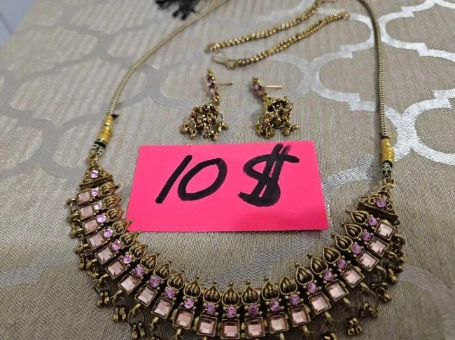 Lot bijoux vintage a l'unité a partir de 2$ thumbnail 10