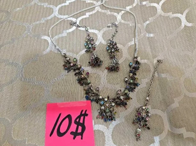 Lot bijoux vintage a l'unité a partir de 2$ thumbnail 8