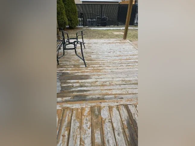 Teinture de patio a prix fixe avec photos thumbnail 3