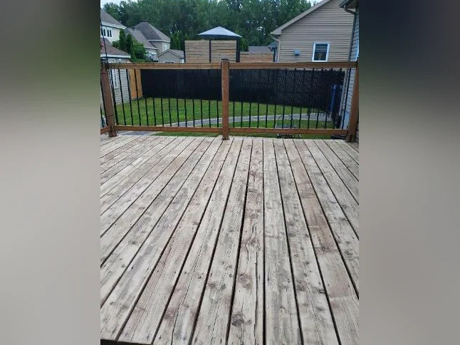 Teinture de patio a prix fixe avec photos thumbnail 4