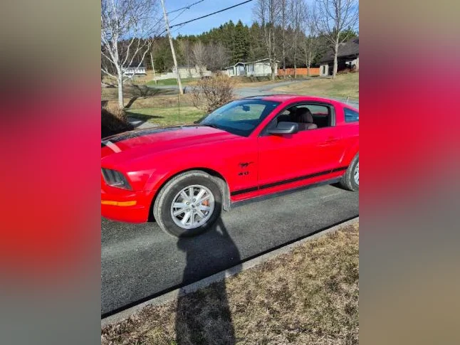 Mustang 2005 Manuelle 4L thumbnail 4
