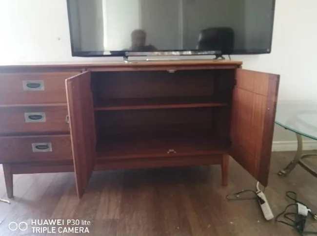 Buffet Mid-Century Modern (MCM) thumbnail 2