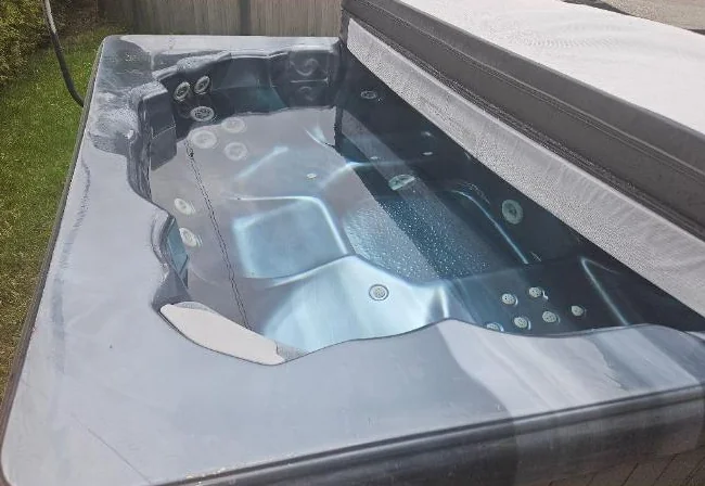 MAAX SPA pour pieces ou reconditionnement thumbnail 3
