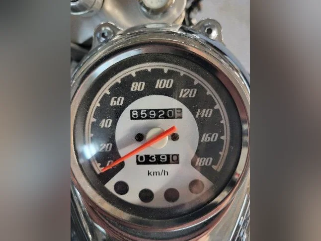 Yamaha V-Star 650 2004 thumbnail 5