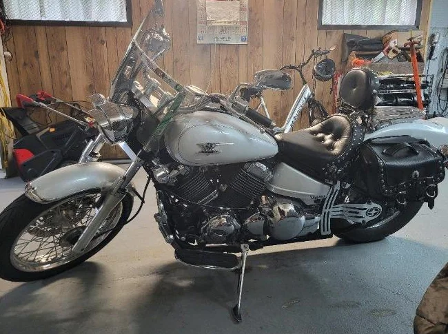 Yamaha V-Star 650 2004