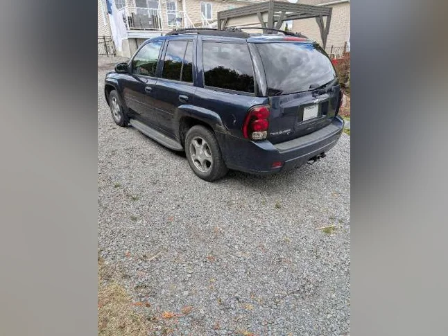 2008 Chevrolet TrailBlazer LT thumbnail 3