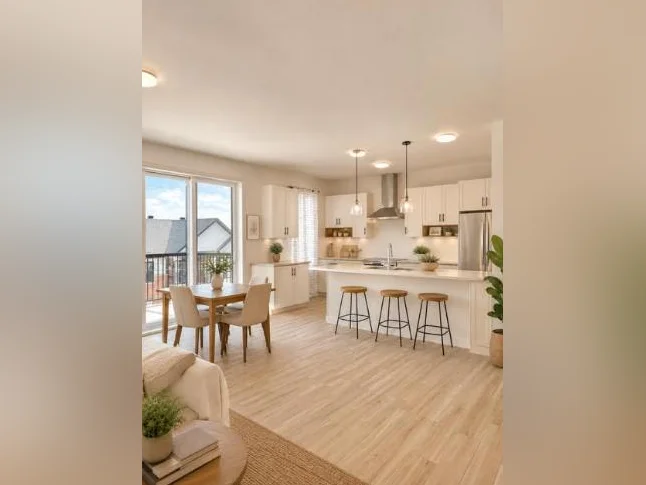 𝟱𝟱 𝗮𝗻𝘀 𝗲𝘁 𝗽𝗹𝘂𝘀 - 𝗚𝗿𝗮𝗻𝗱 𝗮𝗽𝗽𝗮𝗿𝘁𝗲𝗺𝗲𝗻𝘁 𝟱½ 𝗵𝗮𝘂𝘁 𝗱𝗲 𝗴𝗮𝗺𝗺𝗲 à 𝗗𝗿𝘂𝗺𝗺𝗼𝗻𝗱𝘃𝗶𝗹𝗹𝗲