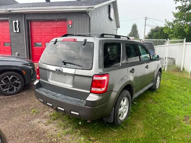 Ford escape 2009 thumbnail 3