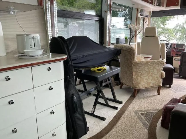 PREVOST XL II    2000 thumbnail 8