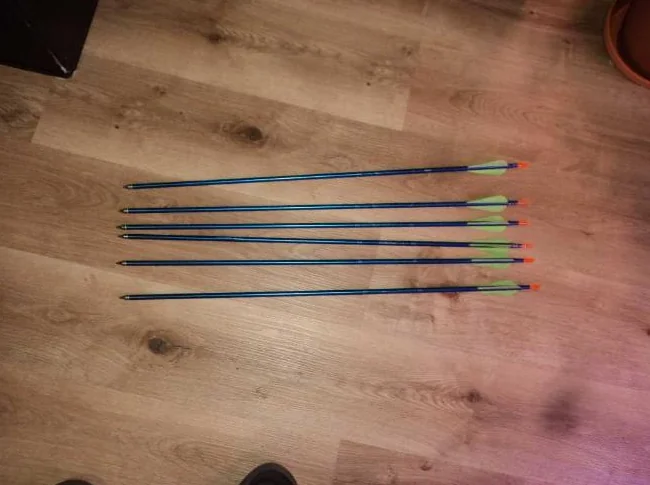 Arc Hoyt Ultratech XT2000 Cam & ½ Droitier. Couleur Drapeaux Américain thumbnail 8