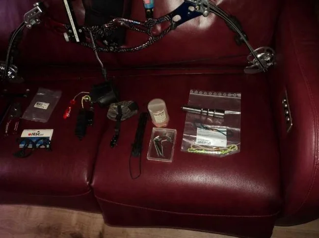 Arc Hoyt Ultratech XT2000 Cam & ½ Droitier. Couleur Drapeaux Américain thumbnail 5
