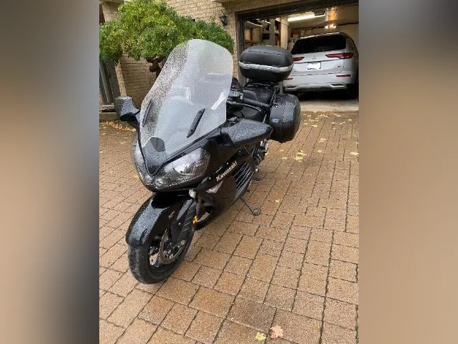 Kawasaki 2014 Concours 14 ABS (un seul propriétire) thumbnail 4