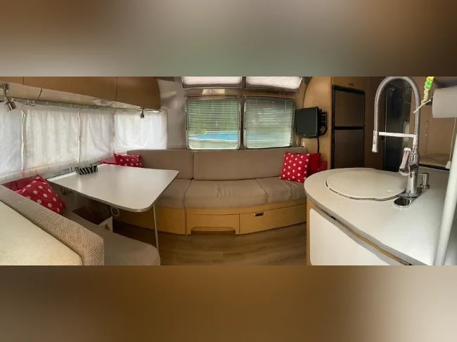 Airstream 25FB 2009 thumbnail 4