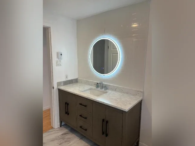 Granby - Logement 5 1/2, renové au 1ier étage d'un triplex thumbnail 3