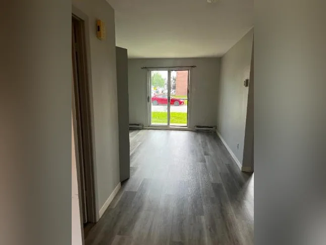 Logement 4 1/2 a louer - Saint-Constant thumbnail 2