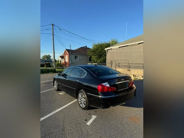 Infiniti M45x thumbnail 3