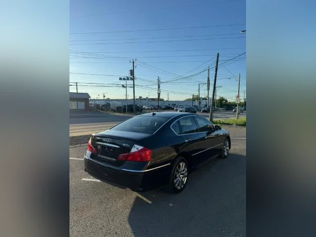 Infiniti M45x thumbnail 5