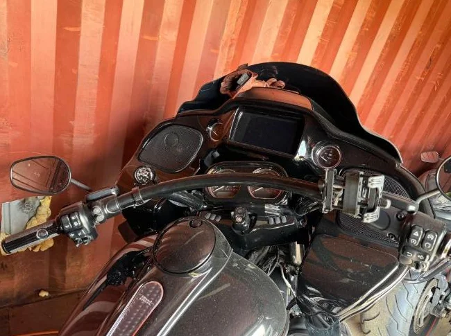 Harley Davidson road glide 2019 thumbnail 6
