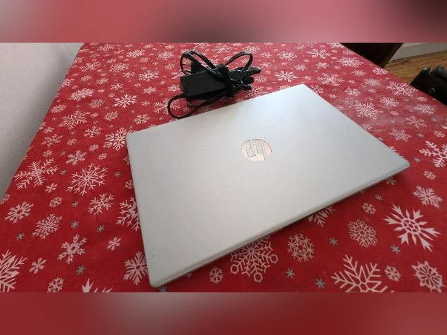 HP Laptop 15 (2023) | Intel Core i7-1355U | 16 Go RAM | SSD 1 To | Windows 11 | Wi-Fi 6 thumbnail 5