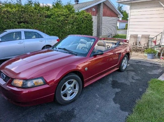 Ford Mustang décapotable thumbnail 5