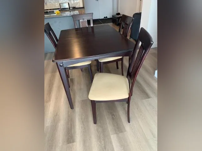 Tables de cuisine en érable, 4 chaises, (LÉVIS) thumbnail 5