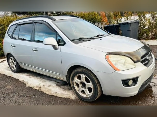 Kia Rondo EX 2008