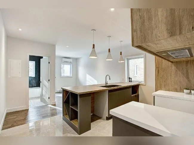 *Mois Gratuit* 3½ disponible maintenant Ahuntsic *Free month* 3½ available now Ahuntsic thumbnail 2