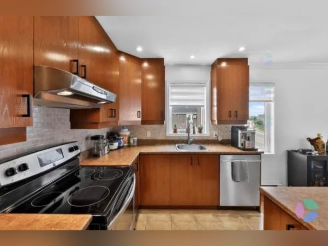 Condo 4 1/2 - appliances included ! thumbnail 2