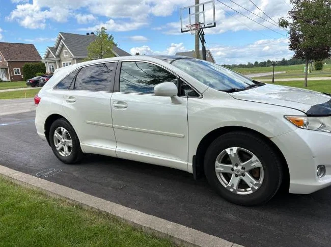 Toyota Venza limited thumbnail 3