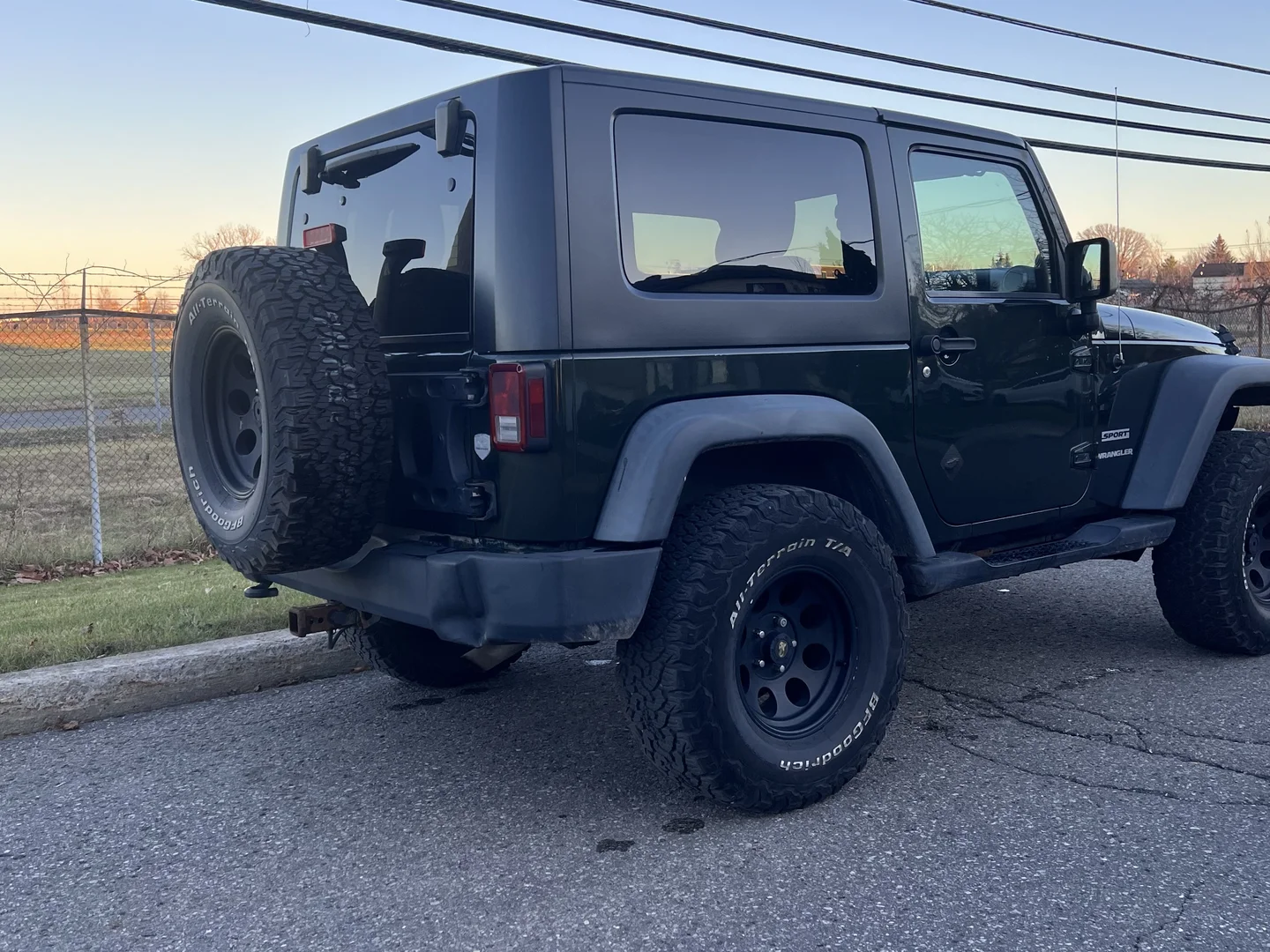 Jeep Wrangler 2011 - Green, Lifted, 37" Tires thumbnail 2