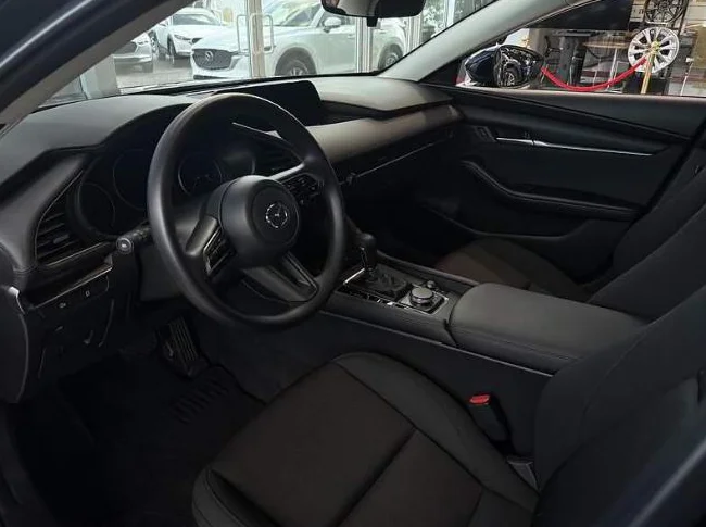 Mazda 3 GS Berline 2025 Demo thumbnail 4