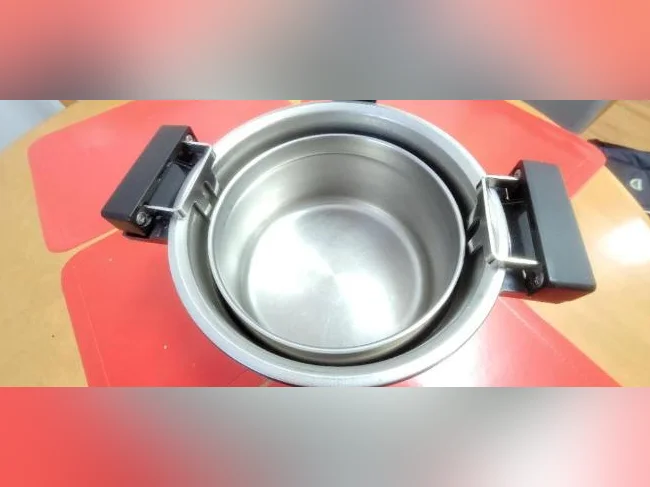 CROCK POT PORTATIF THERMIQUE de NISSAN (Très Rare) thumbnail 3