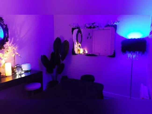 Registered Massage Therapist -2,200 hours thumbnail 3
