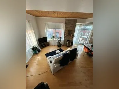 Superbe loft à louer – Vue exceptionnelle sur la rivière thumbnail 8