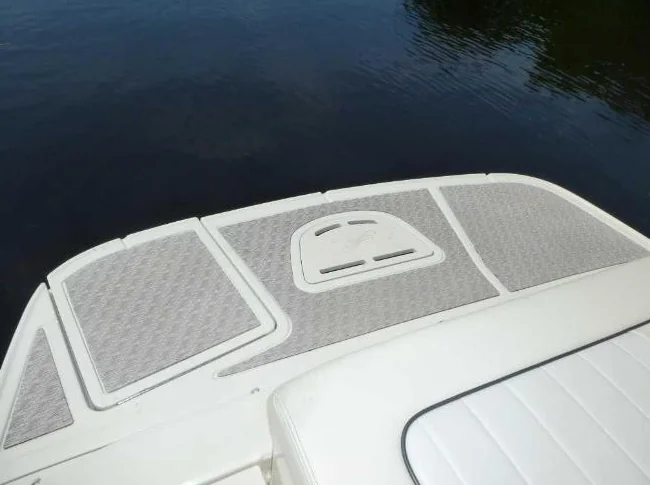 Sea Ray 2010 Sundeck 220 thumbnail 6