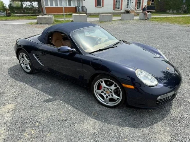 Porsche Boxster. S. 3.2 litres. 6 speed