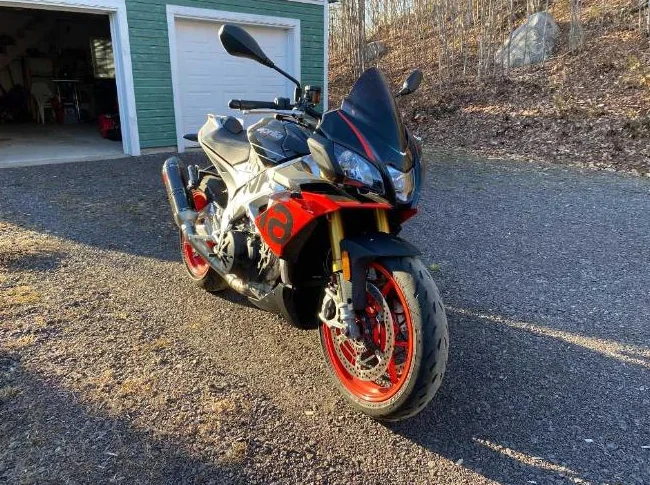 2019 Aprilia Tuono V4 1100 Factory thumbnail 5