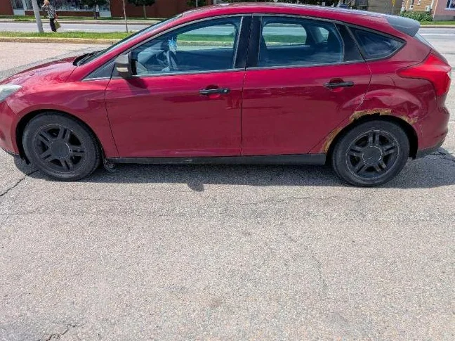 Ford focus 2013 thumbnail 6